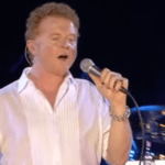 simply red concert